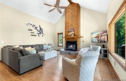 6 Crocker Court, Lake Ozark, MO 65049
