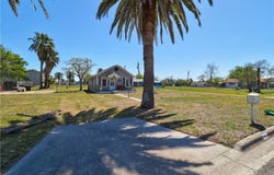 1139 S Houston Street, Aransas Pass, TX 78336