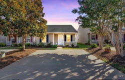 411 E Calhoun Crossing Court, Spartanburg, SC 29307