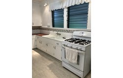 568 KALANIKOA ST, Hilo, HI 96720
