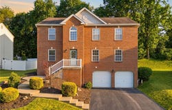 222 Macduff Ct, Richland, PA 15044