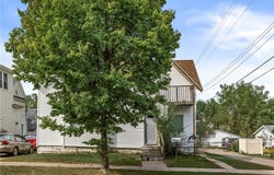 708 Jones Street, Eau Claire, WI 54701