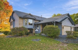 940 Douglas Court, Anoka, MN 55303