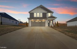 2013 Presley Xinng, Jonesborough, TN 37659