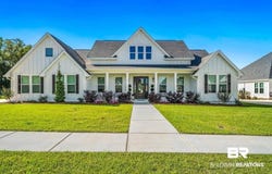 2 Lafayette Drive, Fairhope, AL 36532