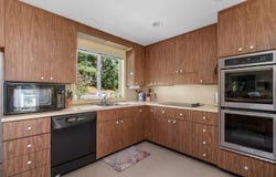 139 Prince Avenue, Marstons Mills, MA 02648