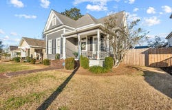 735 N 7th Ave, LAUREL, MS 39440