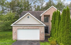 32 Pine Tree Drive, Covington Twp, PA 18424