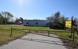 135 N Main Street, White Oak, OK 74301