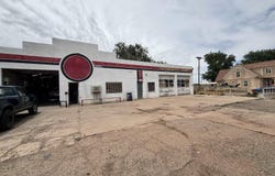 808 S Sunset Avenue, Roswell, NM 88203