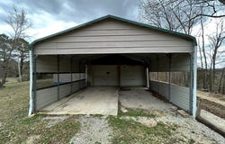 130 CLEMENT ST, BIG SANDY, TN 38221