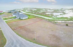 60 Southpointe Circle, ROCKPORT, TX 78382
