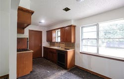808 N Markwell Avenue, Moore, OK 73160