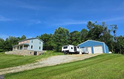 93 W CENTER STREET, GLEN ROCK, PA 17327