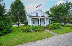 120 N Main Street N, Holland, NY 14080