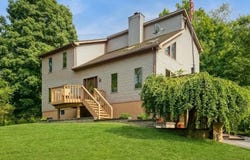 612 Salt Point Turnpike, Poughkeepsie, NY 12601