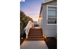1225 Vienna Dr, Sunnyvale, CA 94089