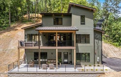 1620 Bear Valley Rd, Sevierville, TN 37876