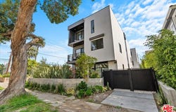 2108 Barry Ave, Los Angeles, CA 90025