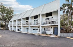 945 S PONCE DE LEON Boulevard, St. Augustine, FL 32084