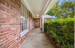 5304 QUINCE Rd, Memphis, TN 38117