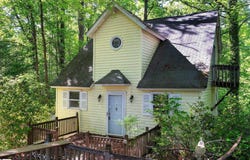 5454 Highway 11, Pickens, SC 29691-8358