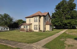 105 Main St, Bayard, IA 50029