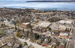 312 GROVE, PETOSKEY, MI 49770