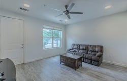 7805 Cooper LN, Austin, TX 78745