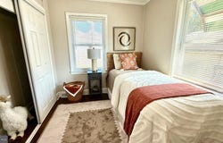 251 G STREET, CARNEYS POINT, NJ 08069