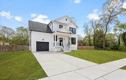 607 Lake Ave, Northfield, NJ 08225