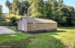 163 Ridge Rd, Sharps Chapel, TN 37866