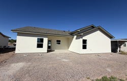 1585 W Cobblestone Dr, Safford, AZ 85546