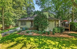 5017 Timbrook Lane, Winston-Salem, NC 27103