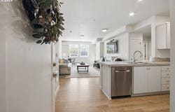 11715 SW VALENCIA LN, Wilsonville, OR 97070