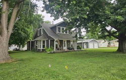 301 N Lafayette Street, Mount Pleasant, IA 52641