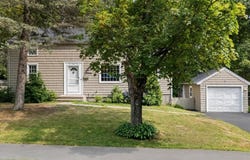 221 Kings Grant Rd, Marlborough, MA 01752