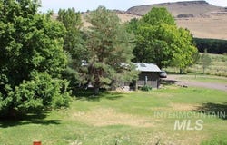 2614 N 3800 E, Hansen, ID 83334