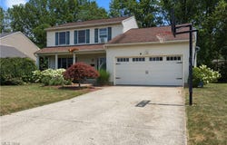 5211 St James Boulevard, Lorain, OH 44053