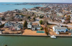 171 Wagstaff Lane, West Islip, NY 11795
