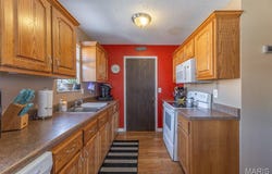 110 Hampton Ct Court, Poplar Bluff, MO 63901