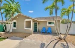 1204 NE 3rd Ave, Fort Lauderdale, FL 33304