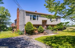 91 THREE BRIDGE ROAD, SHAMONG, NJ 08088