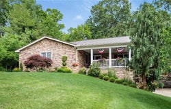 8 Manor Drive, Cambridge, OH 43725