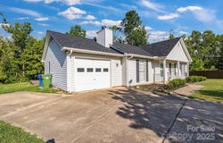 1012 Thorncrest Drive, Fletcher, NC 28732
