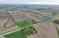 Easton Avenue, Plainfield, IA 50666