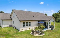 140 Walelu Tr, Vonore, TN 37885