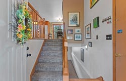 1849 LOST DAUPHIN Road, DE PERE, WI 54115-1713