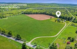 111 Quaker Hill Road, Unity, ME 04988