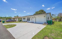6001 NW 66th Ter, Tamarac, FL 33321